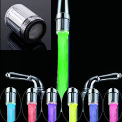 Adaptador para llaves de baño con luces LED