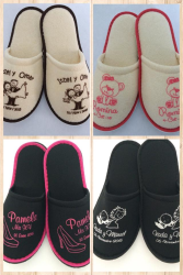Pantuflas, Sandalias y Mandiles para fiestas y XV años