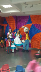 Show de Alicia en el Pais de las Maravillas