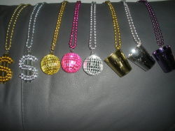 Collar con Signo de Pesos